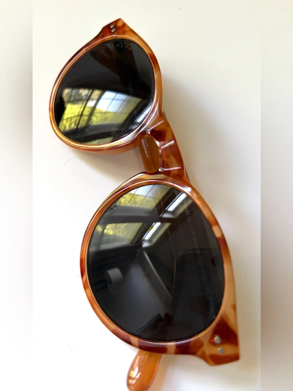 Diff Eyewear DIFF Cody Sunglasses in Solstice Tortoise Grey Lens